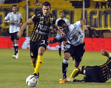 Racing no pudo con Olimpo