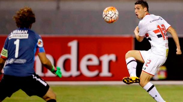 ¿Lo extraña Boca? Calleri debutó en San Pablo con un golazo
