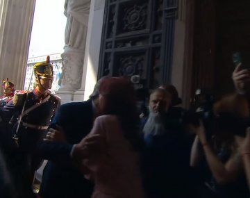 Apertura de sesiones: así se saludaron Alberto Fernández y Cristina Kirchner