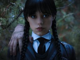 netflix confirmo que merlina tendra temporada 3 antes del estreno de la segunda netflix confirmo que merlina tendra temporada 3 antes del estreno de la segunda