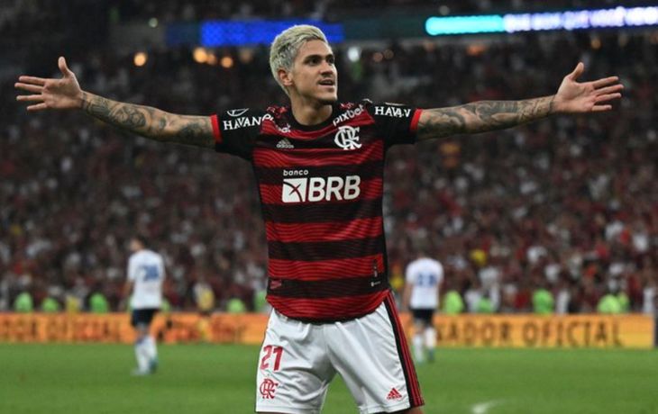 Flamengo le ganó 2-1 a Vélez y es finalista de la Copa Libertadores