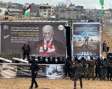 Así entregó Hamas los restos de la familia Bibas
