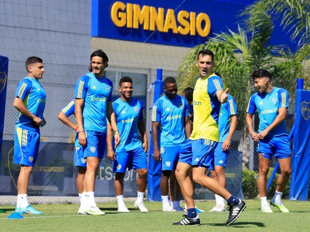 La mala noticia que dejó el entrenamiento de Boca: se lesionó un titular
