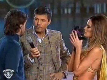 El día que Pedro Alfonso le regaló a Moro a Paula Chaves.