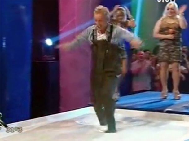 ¡A lo Marley! Divirtió a todos con un blooper en su debut