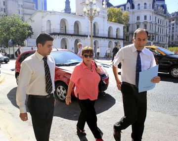 Fein se tomó licencia y será reemplazada