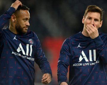 Neymar defendió a Messi tras las críticas en el PSG: Algunos no entienden su juego