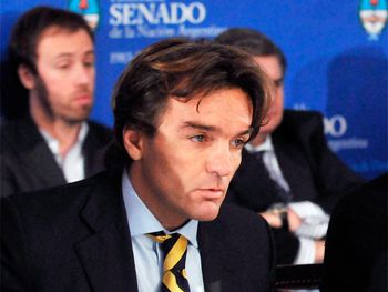 El Gobierno ratifica la vía judicial contra fondos buitres