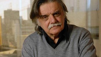 hablo el ex director de la biblioteca nacional: la gente se desmaya en los pasillos hablo el ex director de la biblioteca nacional: la gente se desmaya en los pasillos