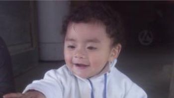 el bebe que tomo acido de bateria continua internado y esta muy grave el bebe que tomo acido de bateria continua internado y esta muy grave