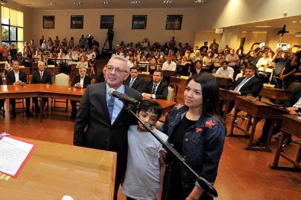 Julio Zamora comenzó su segundo mandato como intendente: Los dueños de Tigre son sus vecinos