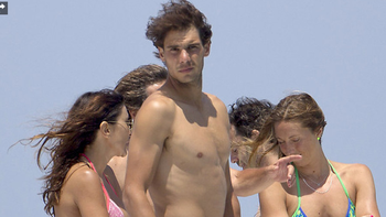 rafael nadal disfruta de sus vacaciones con amigos en ibiza rafael nadal disfruta de sus vacaciones con amigos en ibiza