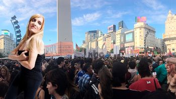 Zulma Lobato se sumó al Tetazo Zulma Lobato se sumó al Tetazo