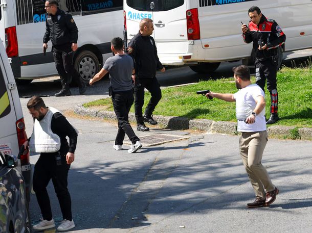 Tiroteo frente al consulado de Israel en Estambul: un atacante muerto y otros dos heridos