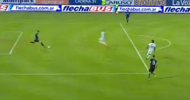 Mirá el papelón del Guido Herrera que terminó en gol de Atlético Tucumán