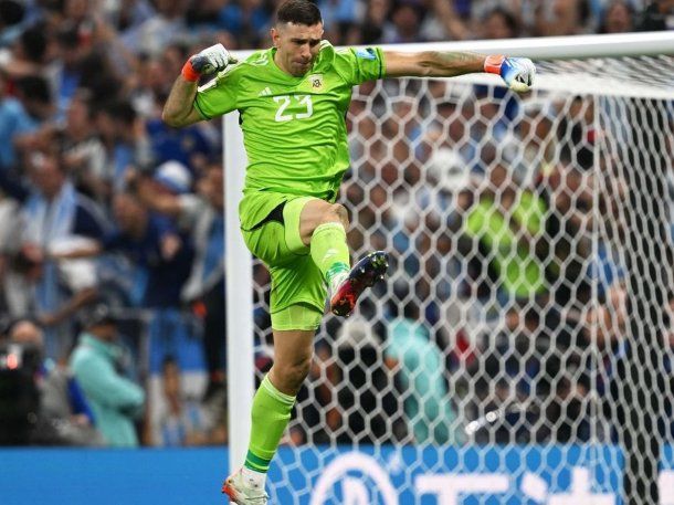 Dibu Martínez habló por primera vez a fondo de sus juegos mentales