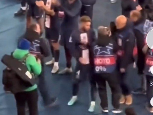La furiosa reacción de Sergio Ramos con un fotógrafo tras la derrota del PSG