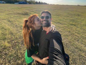 Flor Vigna y Luciano Castro se mostraron íntimos en la cama