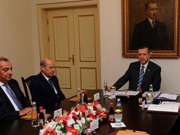 El primer ministro turco, Recep Tayyip Erdogan también se reunió con líderes de la oposición.