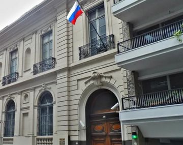 Rusia salió al cruce de dichos de Adorni sobre presuntas tareas de espionaje y reclama explicaciones