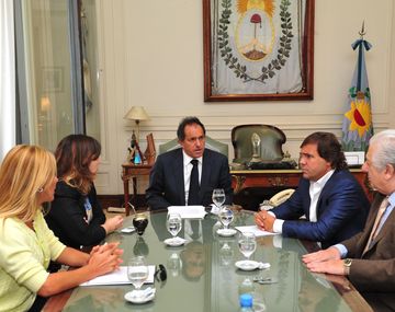 Los gremios docentes esperan que Scioli cambie su postura