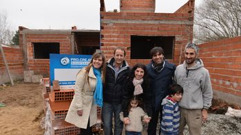 insaurralde y bossio recorrieron viviendas del plan procrear insaurralde y bossio recorrieron viviendas del plan procrear