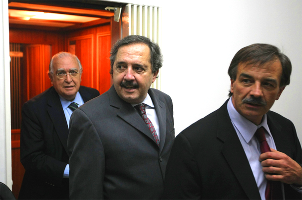 El radicalismo busca una alianza progre sin De Narváez