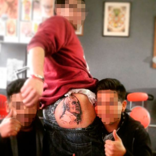 Un hincha chileno cumplió promesa tras la Copa