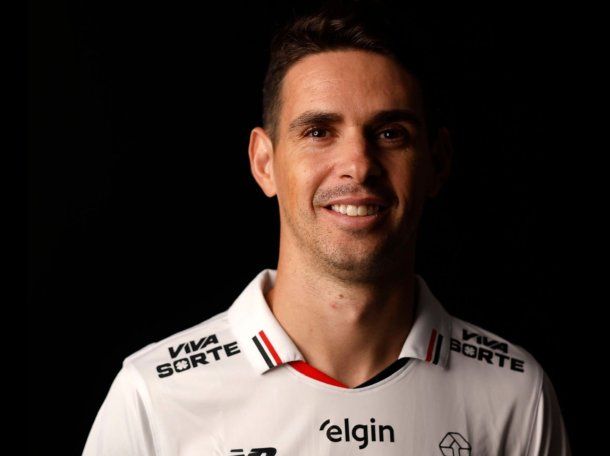 Refuerzo estrella para Luis Zubeldía: Óscar volvió a São Paulo