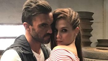 La producción sexy de Cubero y Barbie Vélez. La producción sexy de Cubero y Barbie Vélez.