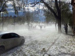 Alerta por tormentas y granizo. Alerta por tormentas y granizo.