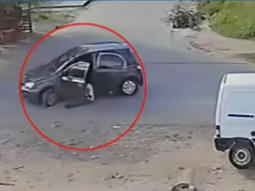 Video: el violento robo de auto a una maestra que fue arrastrada por ladrones en Virrey del Pino