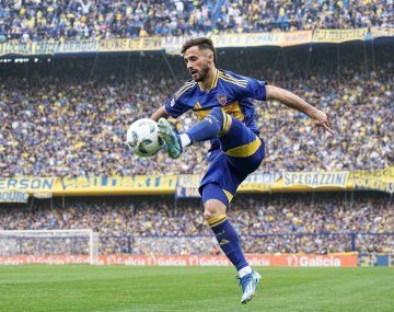 Boca se decidió a prestarle a Saracchi a Independiente: la propuesta de Riquelme