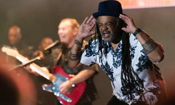 Murió uno de los cantantes de UB40