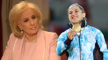 video: ¿quien es paula pareto?, la distraccion de mirtha en plena nota con scioli video: ¿quien es paula pareto?, la distraccion de mirtha en plena nota con scioli