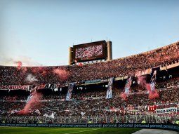 No van a clausurar el Monumental por exceso de aforo