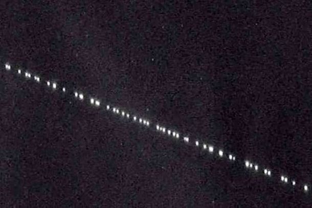 En el norte de la Argentina se vieron los 60 satélites que lanzó Elon Musk