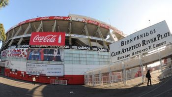 allanaron el monumental por las denuncias de abusos a juveniles de river allanaron el monumental por las denuncias de abusos a juveniles de river