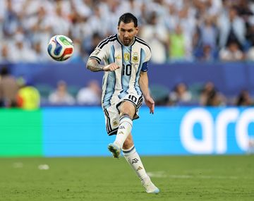 La Selección Argentina avanzó a octavos de final tras vencer a Cabo Verde.