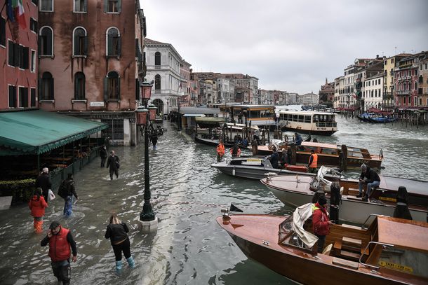 Devastación apocalíptica: el 80 por ciento de Venecia está bajo el agua