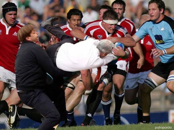 Piñera se enfrentó a un equipo de rugby