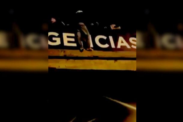 VIDEO: Un hombre intentó tirarse desde un puente a la General Paz
