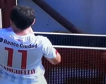 Así fue el imperdible gol olímpico de Federico Mancuello para el Rojo