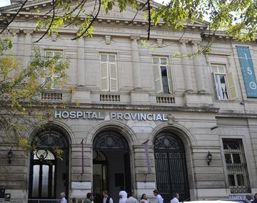 Rosario: murió una mujer que había sido atacada a balazos en la puerta de su casa