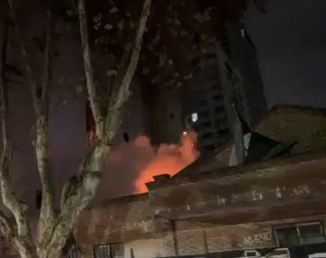 Incendio en un edificio de San Telmo afectó a tres pisos