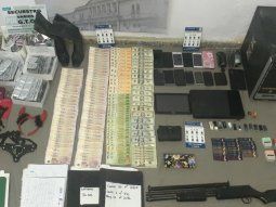 Golpe a la trata: doce mujeres liberadas y cuatro detenidos entre los que hay un conocido locutor de una radio platense