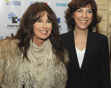 Alejandra Marano, directora ejecutiva de Construir TV, junto a Luisa Kuliok