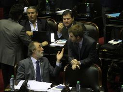 #panamapapers: el oficialismo blindo a macri en diputados #panamapapers: el oficialismo blindo a macri en diputados