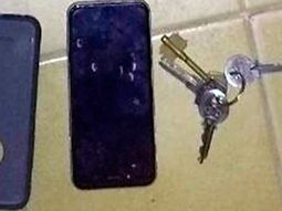 Aprovechó la súbita muerte de un hombre en la calle y le robó el celular