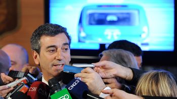 presentaron los trenes que renovaran al mitre y al sarmiento presentaron los trenes que renovaran al mitre y al sarmiento